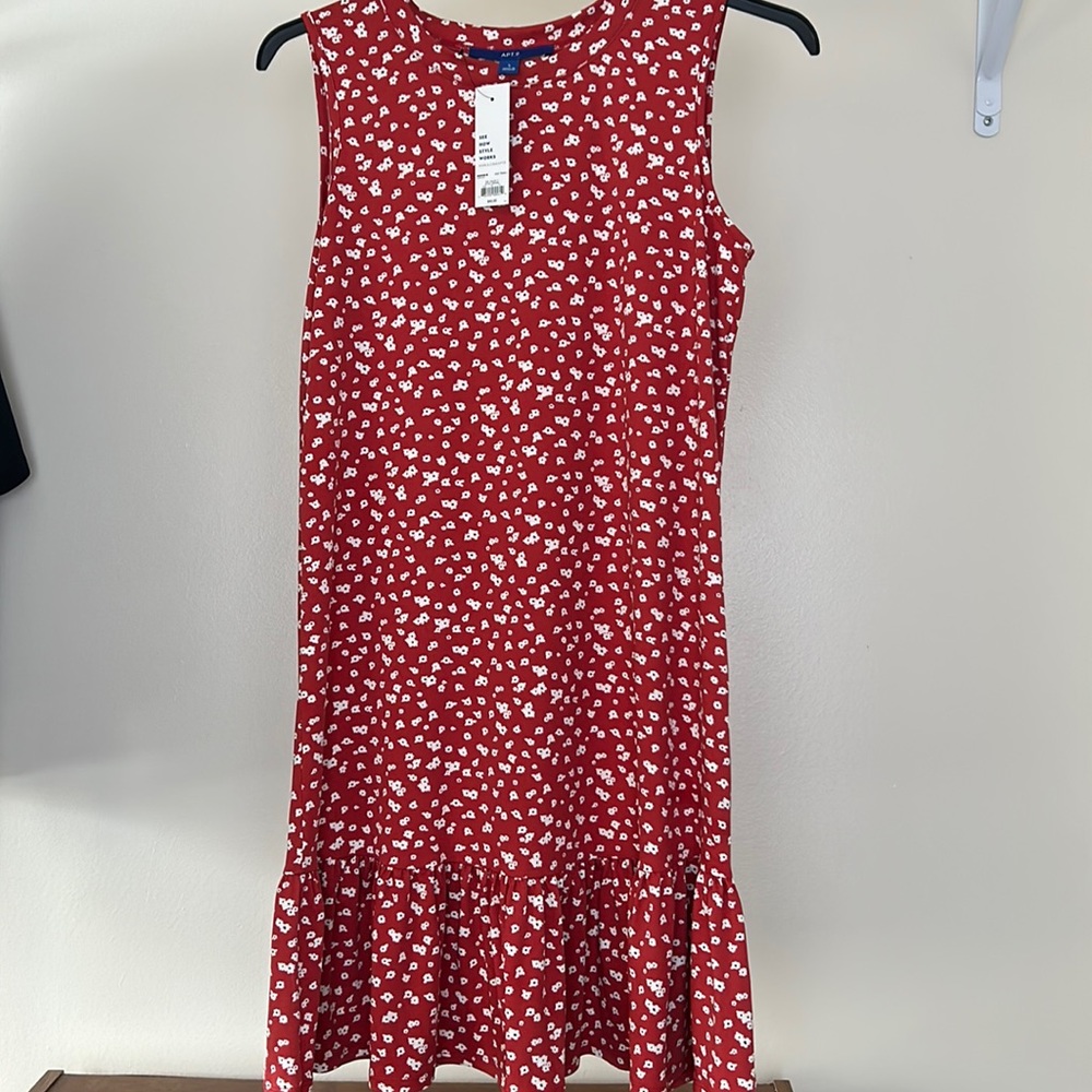 Cute red sleeveless dress with white flowers with blue from Apt 9 with tags on.